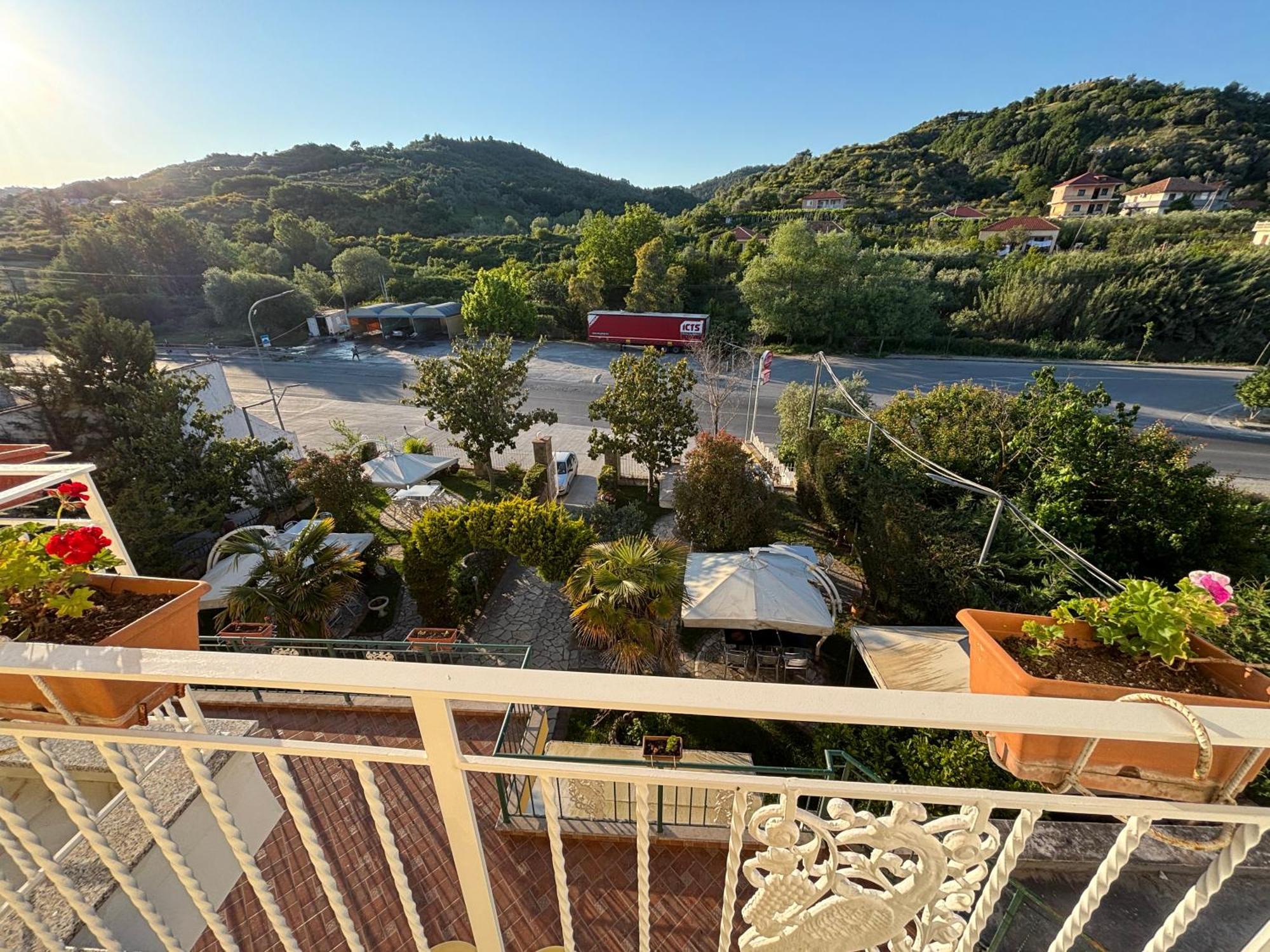 Hotel Restorant Halal Il Tramonto. Vorë Zewnętrze zdjęcie